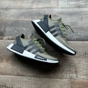 Adidas 2022
NMD_R1 V2 'Focus Olive Men’s Sneakers / Unisex